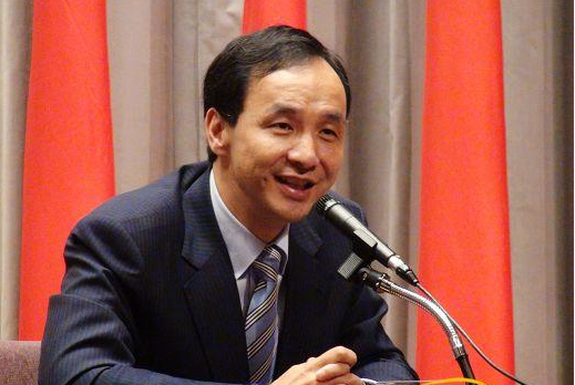 朱立倫宣布參選黨主席　2016年不參選領(lǐng)導(dǎo)人(圖)