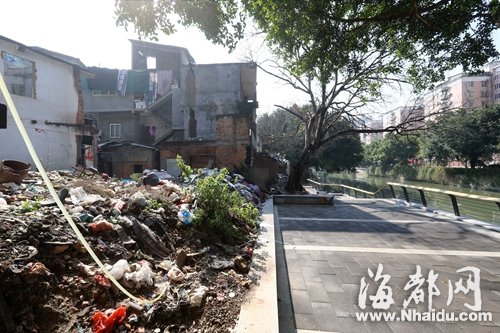 晉安河公園清走垃圾30車　設(shè)置圍擋防止有人偷倒