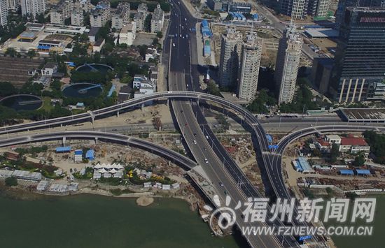 金山大橋明起雙向八車道通行　金山往市區(qū)走新橋