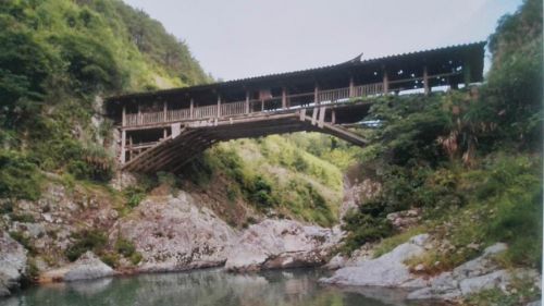 被毀前的龍津橋