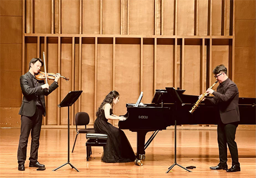 閩侯鋼琴演奏家,奏響福建大劇院,! 閩侯鋼琴演奏家,,奏響福建大劇院,!