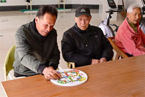 在閩侯，“家門口”養(yǎng)老是什么體驗,？