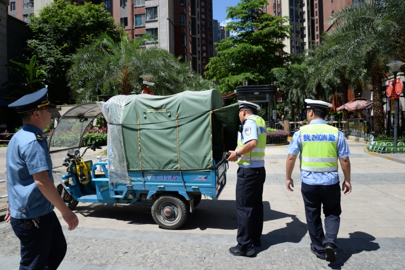 閩侯快遞小哥速看,！這些快遞車輛被查扣