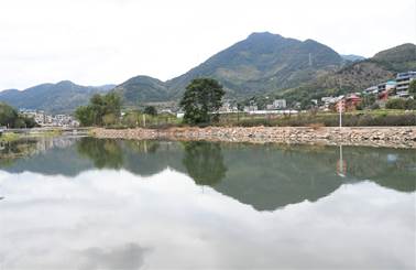 走訪慰問脫貧戶、調(diào)研第一書記下派村,，縣領(lǐng)導(dǎo)高度重視鄉(xiāng)村振興