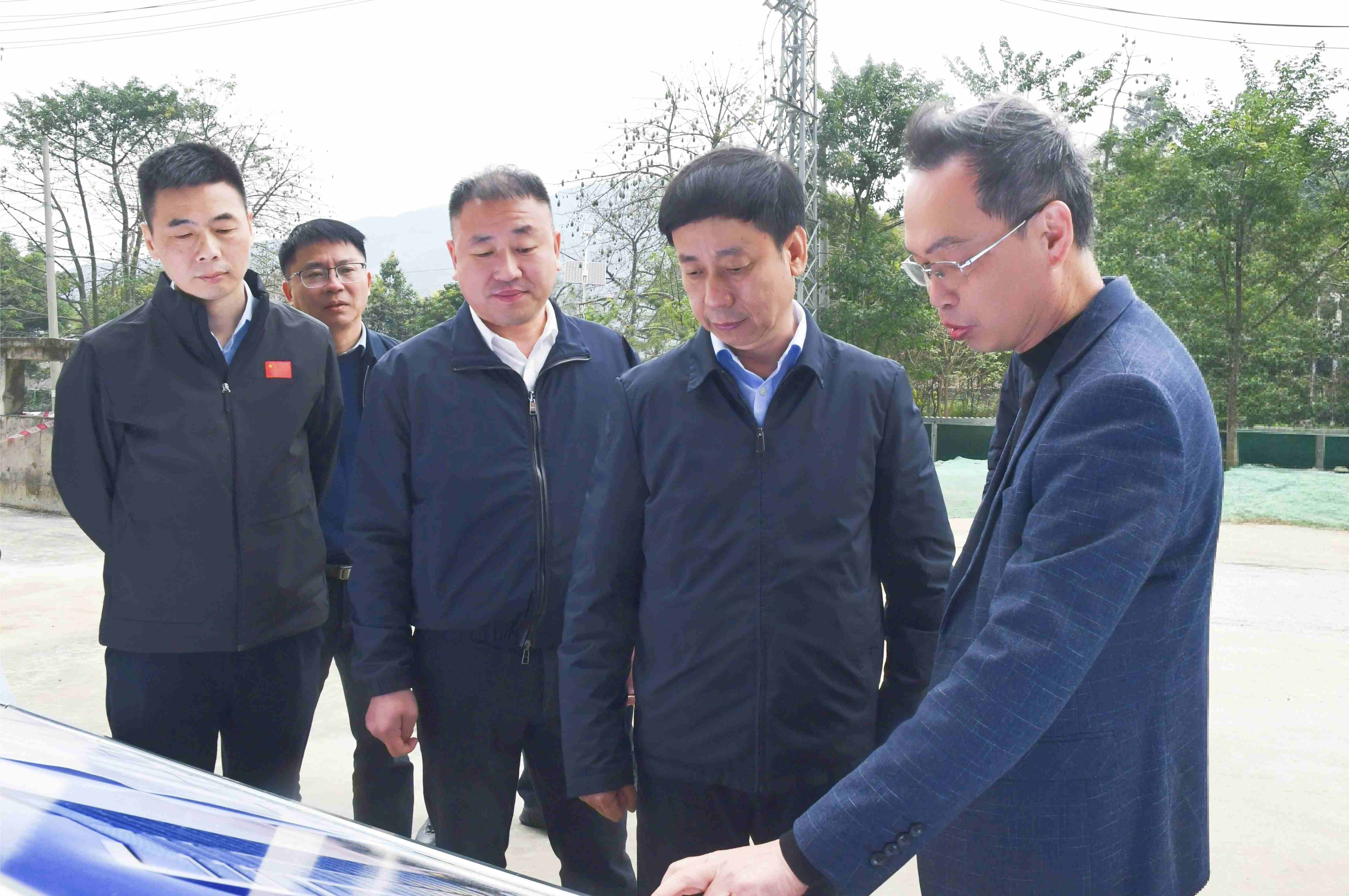 縣委書記,、縣長赴甘蔗街道調(diào)研城市品質(zhì)提升工作