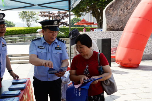 識風(fēng)險,！閩侯開展防范非法集資宣傳活動