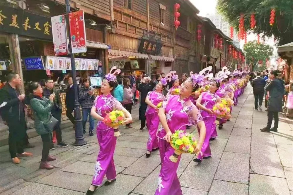 喜慶！好看,！閩侯這群人還原了“挑花擔(dān)”,！