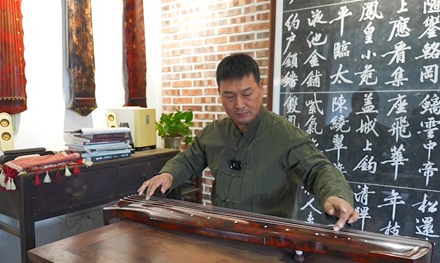 “聲傳千年”,，木材蛻變?yōu)樘旎[