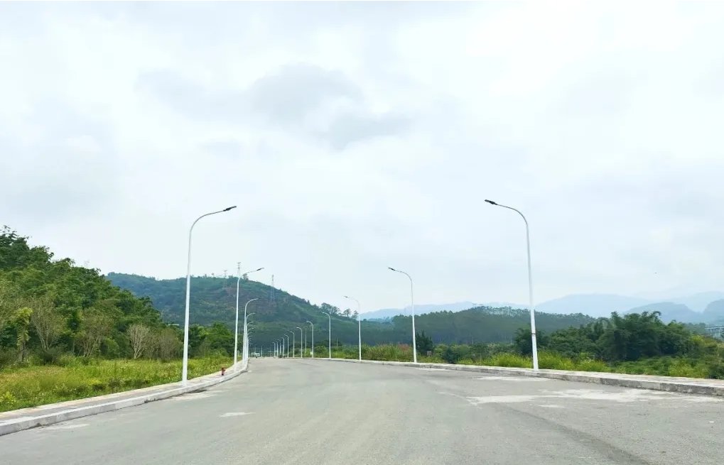 雙向四車道，有望年底投入使用,！